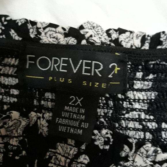 Forever 21 spaghetti strap dress - Picture 2 of 3